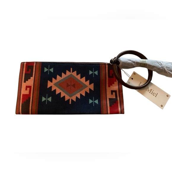 LA MIEL Handbags - Le Miel Aztec clutch vegan wristlet, New With tags